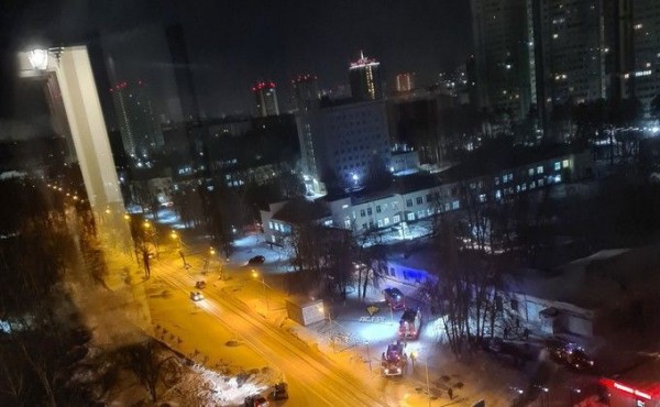 МРТ-центр пришлось экстренно тушить пожарным в Новосибирске