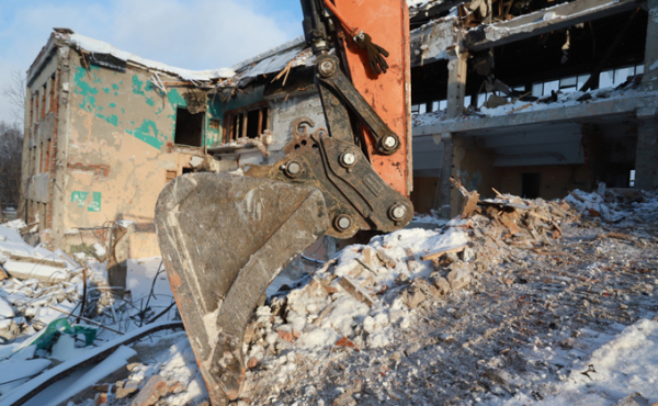 Легендарный бассейн СКА сносят в Новосибирске