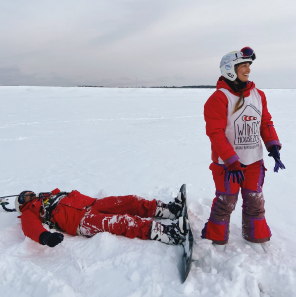 Красными пельменями накормили ведущего &laquo;Поедем, поедим!&raquo; в Новосибирске 
