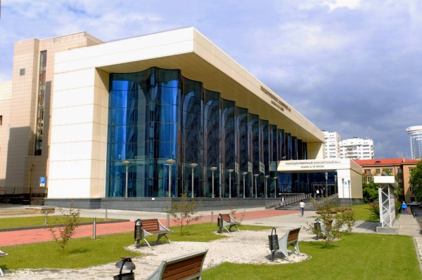 Афиша выходных: Конёк-горбунок, Костя Пушкин, &laquo;Батя&raquo; и&nbsp;шоу Авербуха