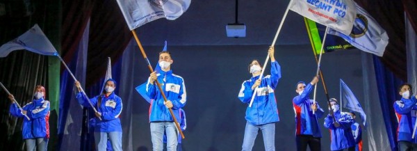 Новосибирских студентов наградили за помощь одиноким пенсионерам Новосибирских студентов наградили за помощь одиноким пенсионерам