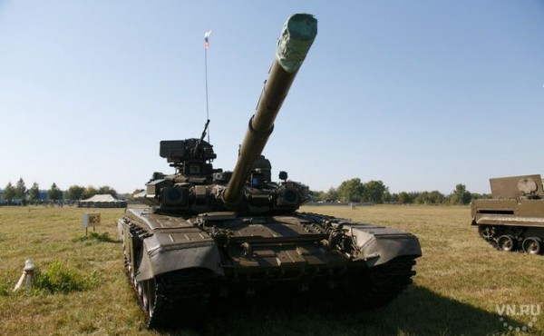 Открытки, картинки, гифки в День защитника Отечества 23 февраля 2021