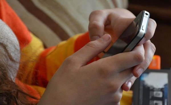 Новосибирские подростки не подели новый iPhone в туалете KFC