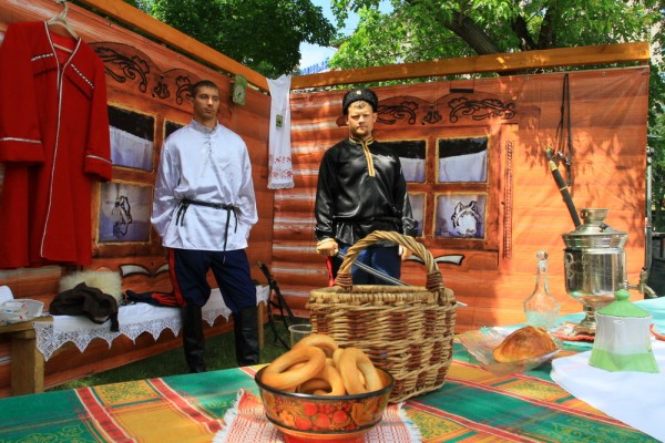 Афиша выходных: ток-шоу с&nbsp;космонавтом, фестиваль ушу и&nbsp;крошечный концерт