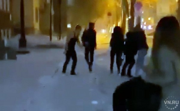 Охранники до комы избили двух новосибирцев у Дома композиторов