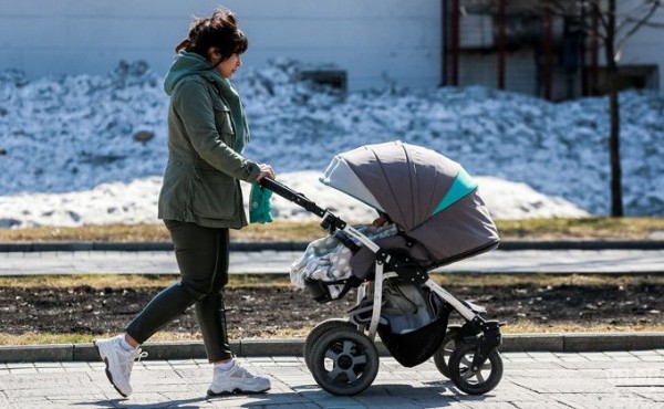 Материнский капитал-2021: как потратить деньги сразу и по закону