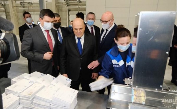 Уникальный логистический почтовый центр показали премьеру Мишустину в Новосибирске