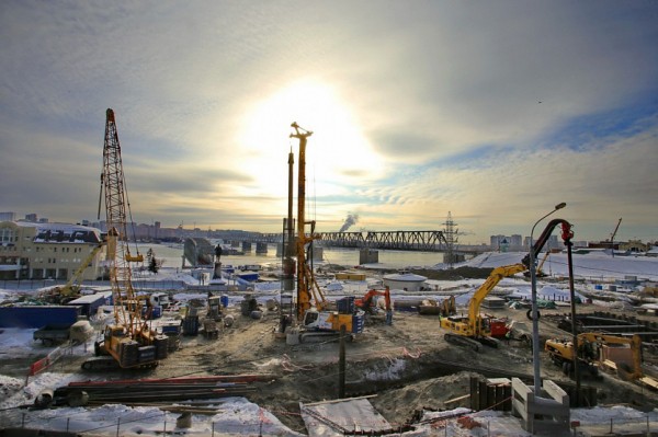 Огромный котлован вырыли на&nbsp;стройплощадке четвёртого моста в&nbsp;Новосибирске