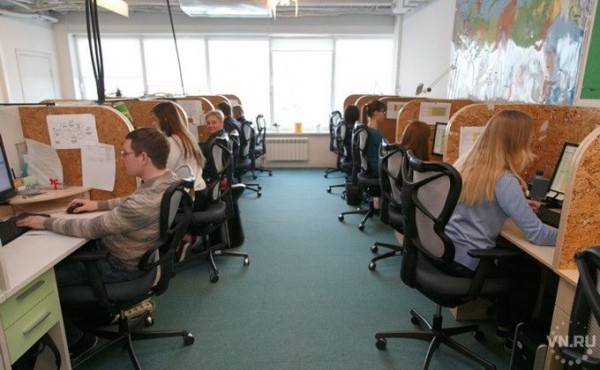 Робот Николай из Новосибирска попал в финал конкурса &laquo;Хрустальная гарнитура&raquo;