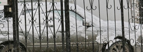 Новосибирцев просят отложить дальние поездки из-за снежной бури