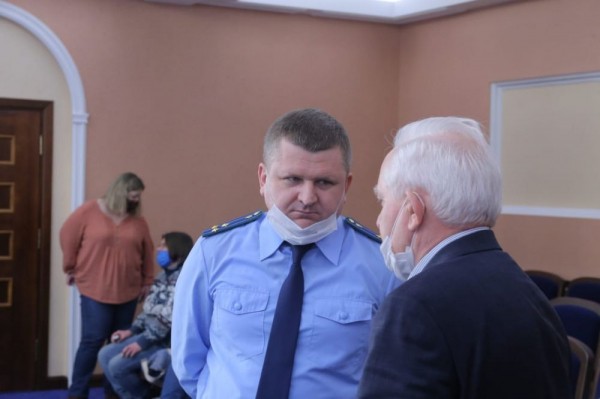 Новосибирская прокуратура потребовала признать недействительной продажу сквера на Демакова