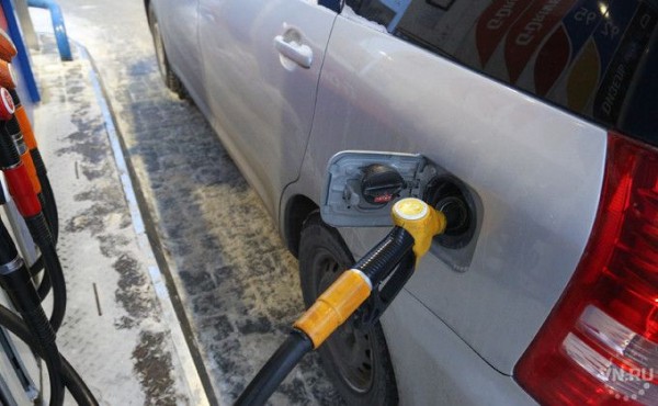 Цены на АИ-92 взлетели в Новосибирске