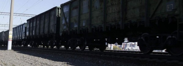 Женщина погибла под колёсами поезда в Новосибирске Женщина погибла под колёсами поезда в Новосибирске