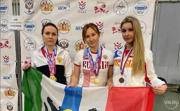 Силачки из Новосибирска стали лучшими на чемпионате России по пауэрлифтингу