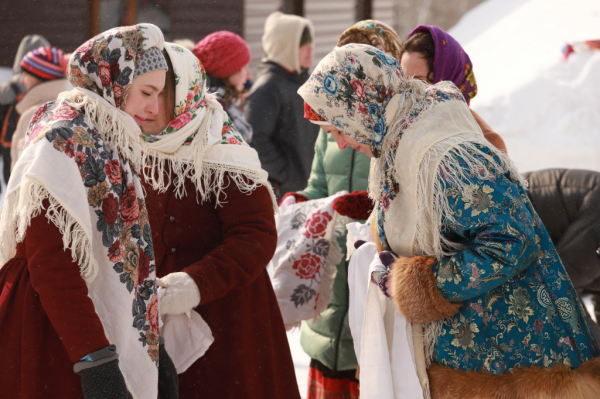 Масленица в Зашиверской церкви: игрища на фоне истории Масленица в Зашиверской церкви: игрища на фоне истории