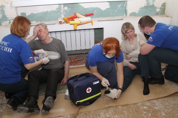 Команда медиков и психологов МЧС России продемонстрировала умения оказания первой помощи и психологической поддержки