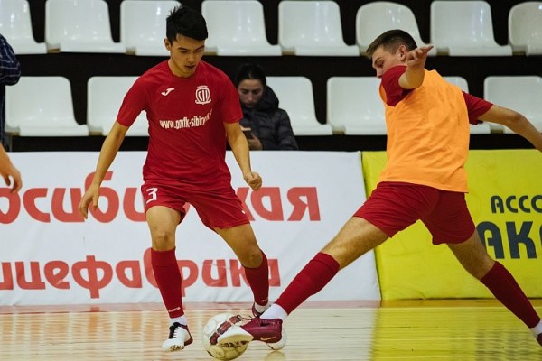 Юношеский &laquo;Сибиряк&raquo; стал чемпионом России по&nbsp;мини-футболу