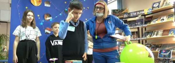 Костюм с&nbsp;трубками и&nbsp;еду космонавта показывают в&nbsp;новосибирском музее