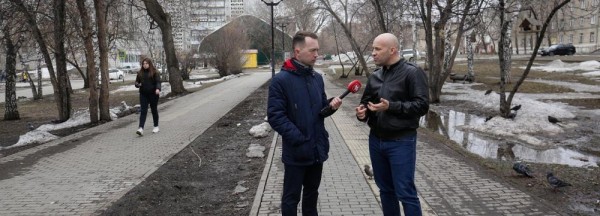 Камень желаний и лавка-находка: прогулка по аллее на Вертковской Камень желаний и лавка-находка: прогулка по аллее на Вертковской