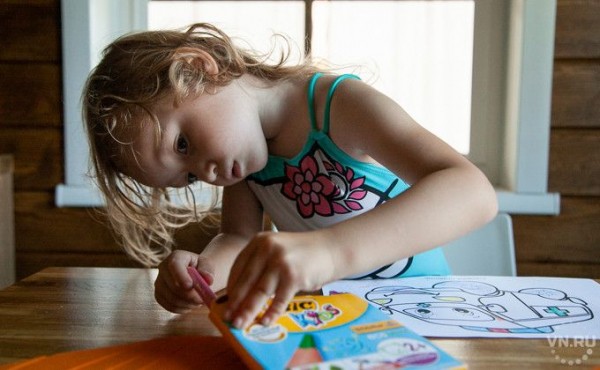 Все «путинские» выплаты-2021 семьям с детьми: кому и сколько Все «путинские» выплаты-2021 семьям с детьми: кому и сколько