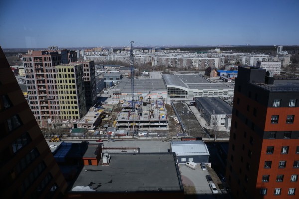 Как съедобные цветы и&nbsp;гигантская клубника растут в&nbsp;подвале Технопарка