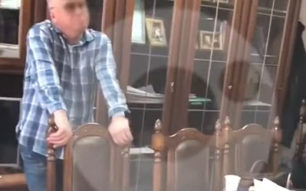 Видео с задержанием журналиста Сальникова и бизнесмена Проничева выложили в сеть