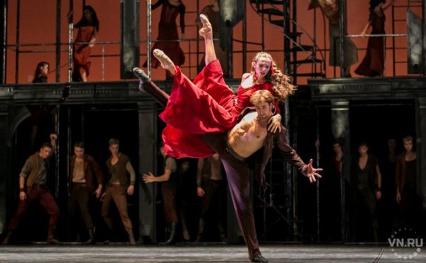 Новосибирцы раскупили билеты на балет «По ту сторону греха» Новосибирцы раскупили билеты на балет «По ту сторону греха»