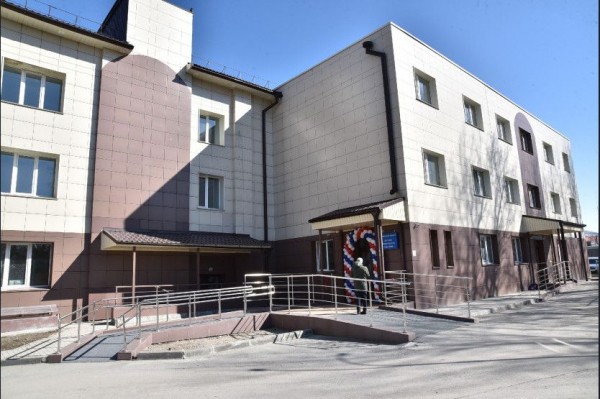 Детский стационар центральной больницы открылся после реконструкции в городе Обь Новосибирской области