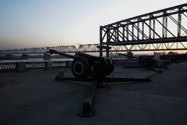 Салют украсил небо над Новосибирском в&nbsp;честь Дня Победы