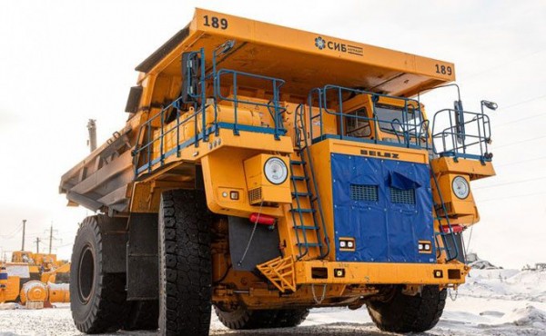 &laquo;Сибантрацит&raquo; переходит на использование большегрузной техники