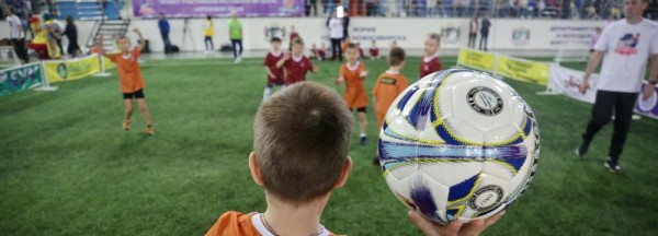 Турнир по&nbsp;крохаболу в&nbsp;Новосибирске собрал 300 малышей