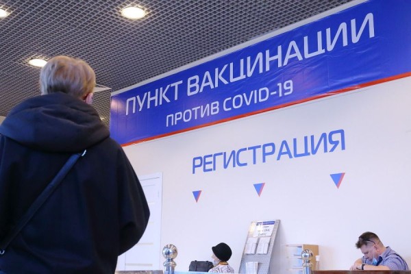 Третья вакцина от коронавируса начала поступать в Новосибирскую область