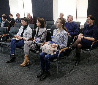 Вечерний разговор: старые тополя, каштаны и&nbsp;аромат цветов после ковида