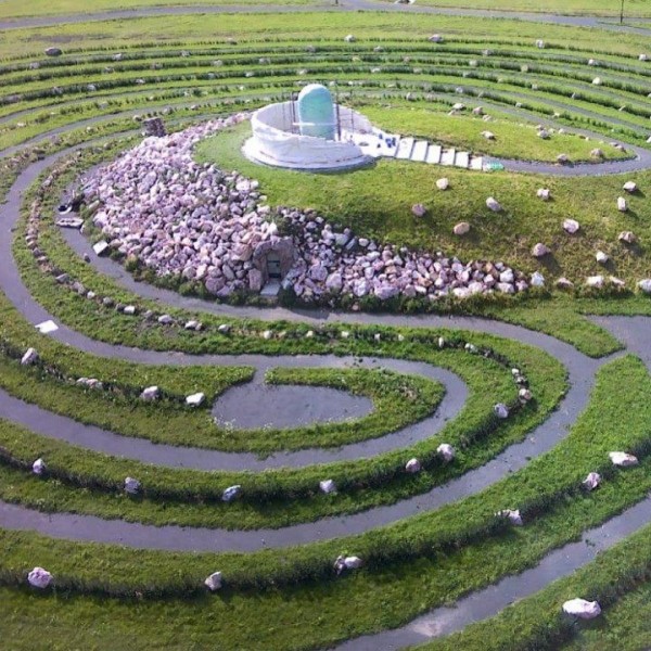 12 июня откроется первый в Новосибирской области частный парк с критским лабиринтом и пляжем у озера ~ Континент Сибирь Online