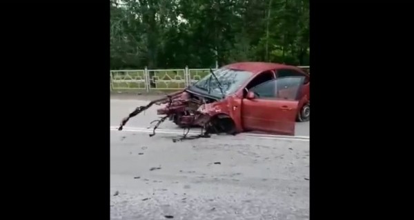 Водитель-грешник разбил машину по дороге к храму в Бердске