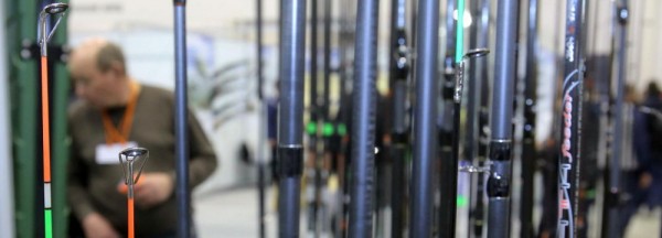 Старинные рыболовные снасти показали на выставке в Новосибирске