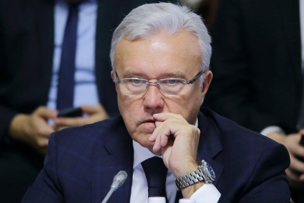 Глава Красноярского края надеется улучшить имидж региона с помощью гольфа