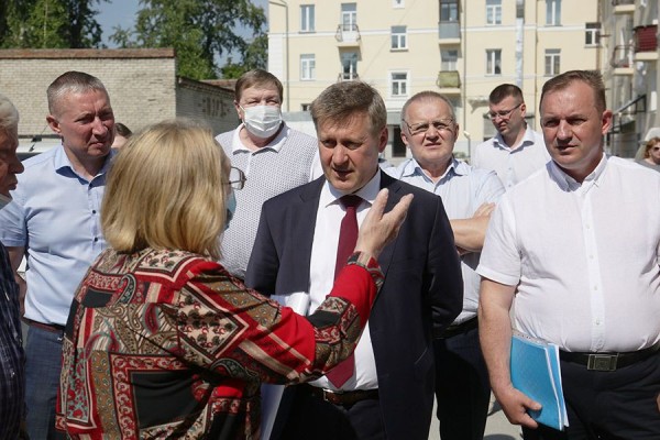 В Первомайском районе ремонтируют дом, где жил Виталий Муха