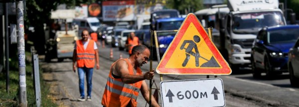 Улицу Богдана Хмельницкого начали ремонтировать Улицу Богдана Хмельницкого начали ремонтировать