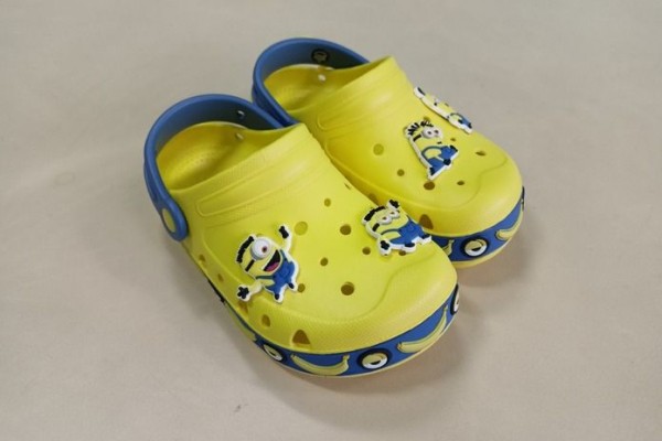 К производству новосибирской обуви подключат &laquo;Троллей&raquo; и &laquo;Миньонов&raquo;