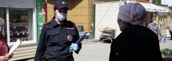 Штрафы выписывают за&nbsp;торговлю фруктами у&nbsp;остановок в&nbsp;Новосибирске