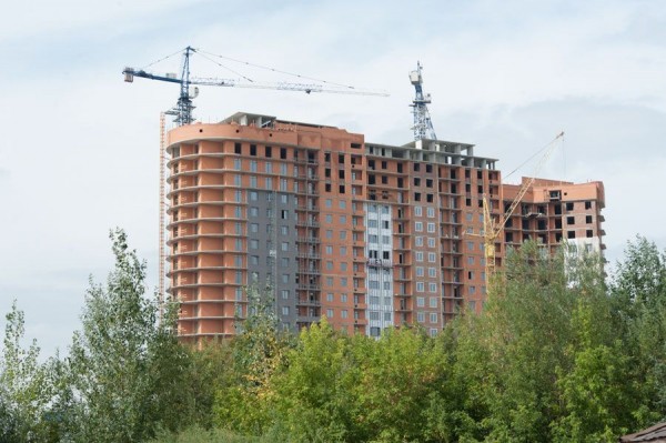 Дольщики новосибирского долгостроя из 90-х дождались компенсационных выплат