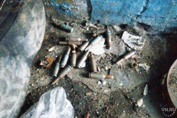 Склад боеприпасов нашел дворник в центре Новосибирска