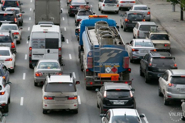 Пробки на площади Труда в Новосибирске сохранятся до 2023 года