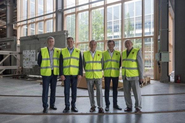 Закрытую площадку известного новосибирского застройщика оценил московский эксперт Закрытую площадку известного новосибирского застройщика оценил московский эксперт