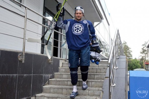 ХК «Сибирь» перед новым сезоном: «Мы задолжали нашим болельщикам» ХК «Сибирь» перед новым сезоном: «Мы задолжали нашим болельщикам»