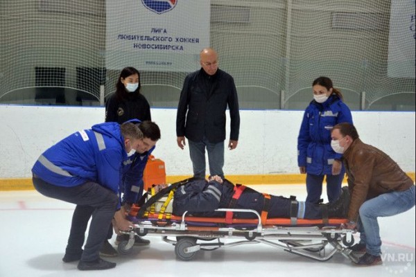 Главный врач МЧМ-2023 по хоккею прибыл в Новосибирск