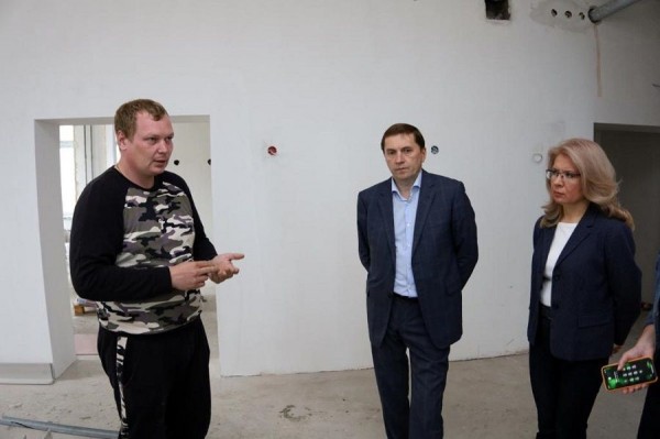 Строительство детского сада в Кировском районе Новосибирска взял под контроль депутат Государственной думы