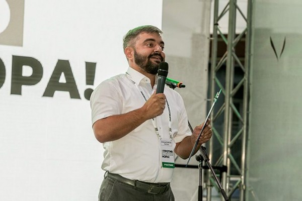 Противостояние журналистов и организаторов акции за отзыв мэра Новосибирска дошло до прокуратуры ~ Континент Сибирь Online