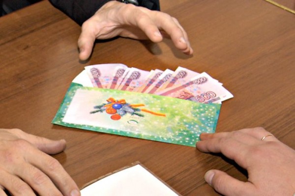 Высокопоставленных чиновников стали чаще ловить на взяточничестве в Красноярском крае